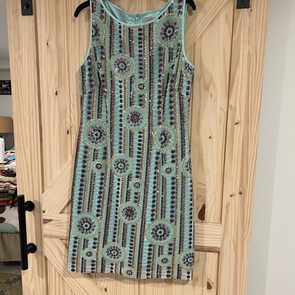 Tahari ASL dress. Only worn once.